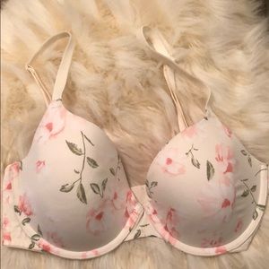 Pink everywhere T shirt bra